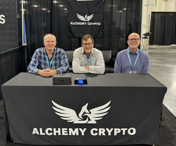 Miami trade show: Robert Evans with Mark Stokes and Tim Baze at the booth